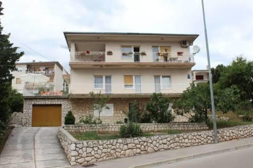 Apartment Vanda Нови Винодолски Екстериор снимка